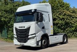 IVECO<br>S-WAY 490