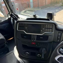 IVECO S-WAY 490