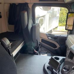 Mercedes Actros 1824