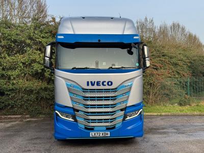 IVECO S-Way 570