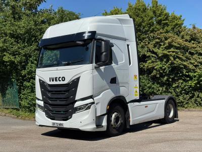 IVECO S-WAY 490