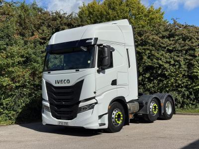 IVECO S-WAY 490