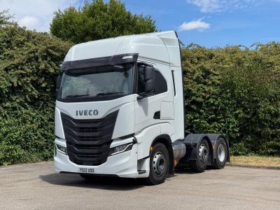 IVECO S-WAY460